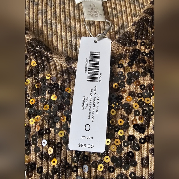 Chico's Size 0 (Size: XS) Leopard printed with Gold & Sequin Pullover Top NWT - Picture 6 of 16